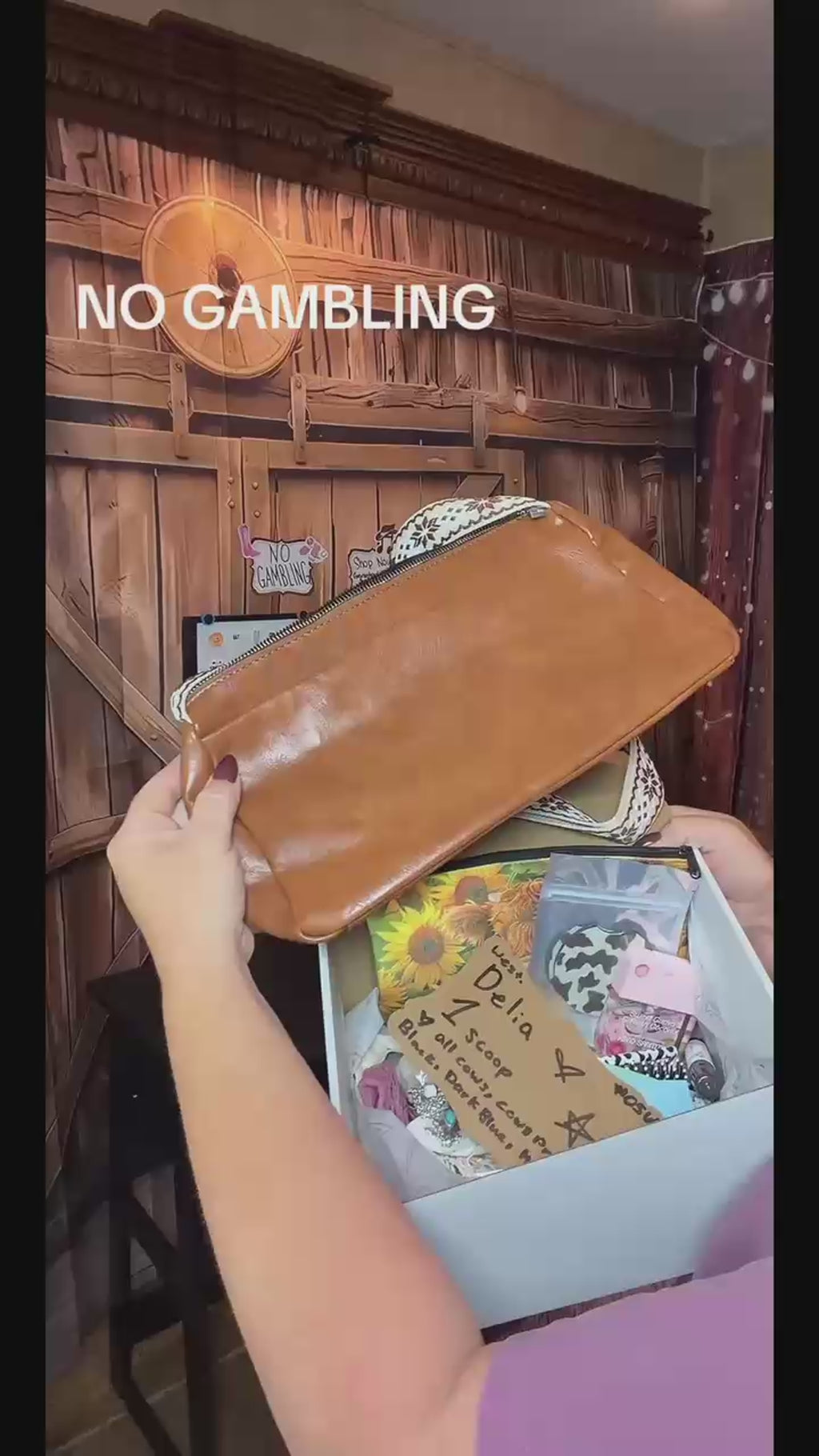 MYSTERY SCOOPS